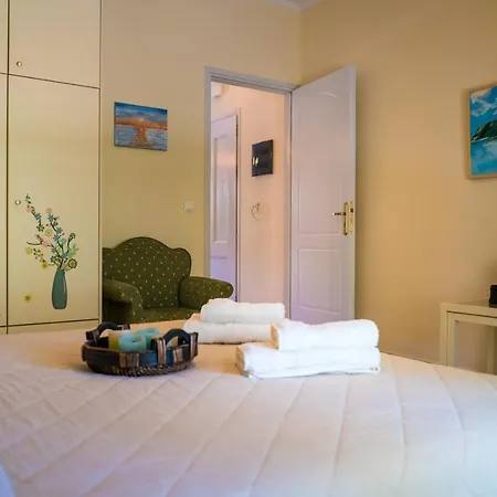 Avelia Blue Apartament *